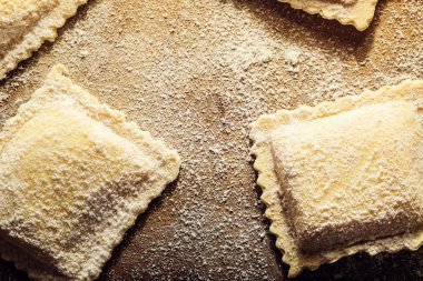 El yapımı taze mantı