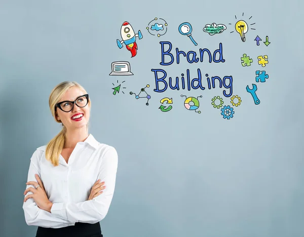 Teks Brand Building dengan wanita bisnis — Stok Foto
