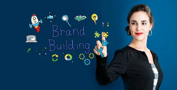 Brand Building concetto con donna d'affari — Foto Stock