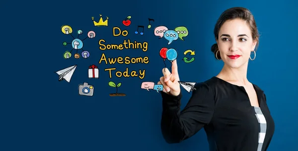 Göra något Awesome idag text affärskvinna — Stockfoto