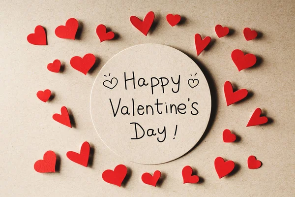 Feliz día de San Valentín mensaje con corazones pequeños —  Fotos de Stock