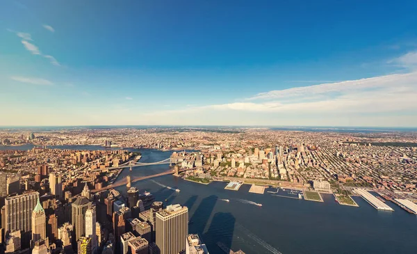 Aerial view of New York City with a view of the Hudson River — Stock Photo, Image