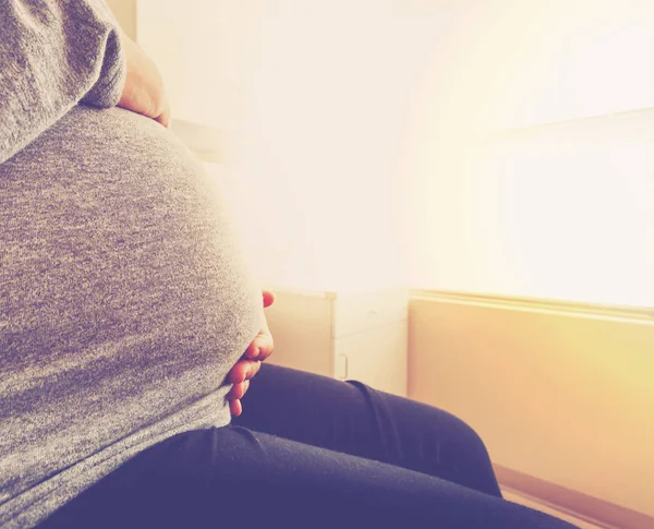 Έγκυος γυναίκα στο νοσοκομείο — Φωτογραφία Αρχείου
