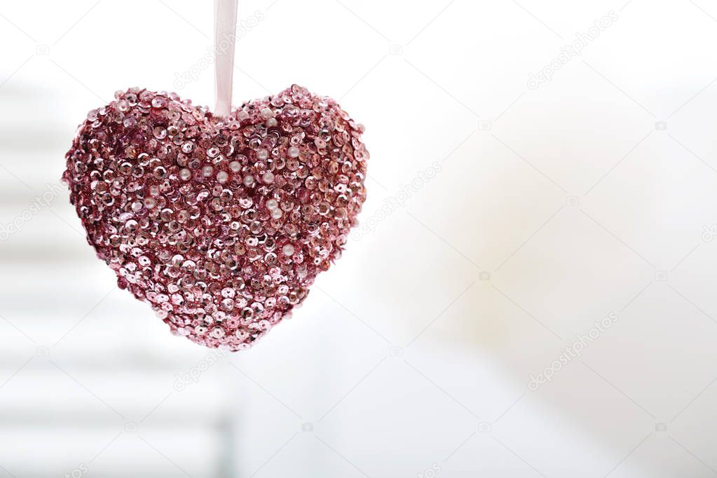 Hanging decorative heart