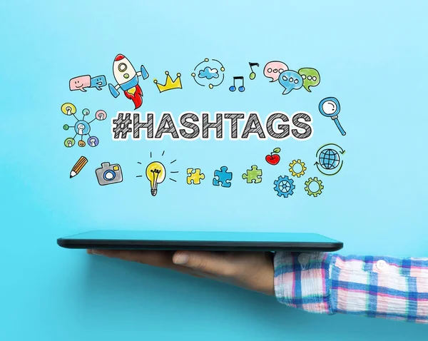 Bir tablet konseptiyle hashtags — Stok fotoğraf