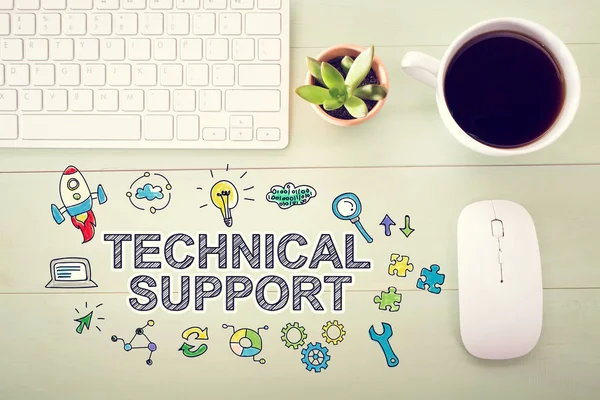 Technisches Supportkonzept mit Arbeitsplatz — Stockfoto