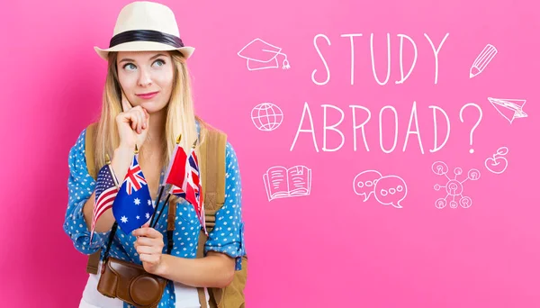 Studera utomlands text med kvinna — Stockfoto