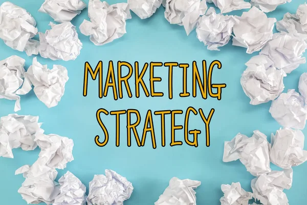 Tekst strategii z kulkami marketingowy — Zdjęcie stockowe