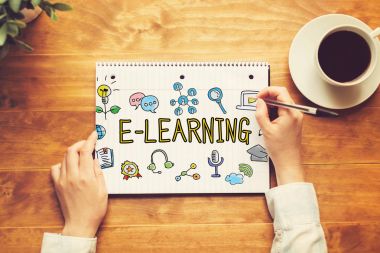 kalem tutan kişi ile metin