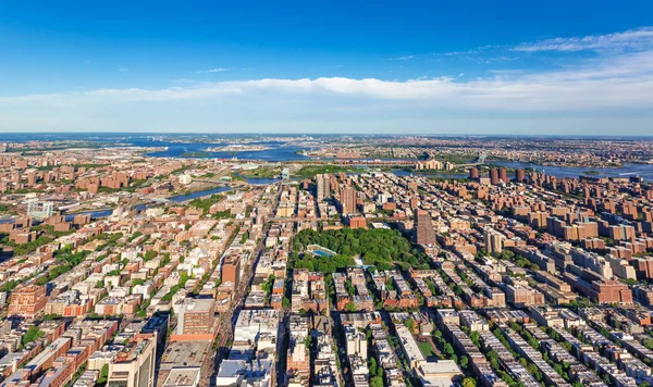 Widok na panoramę miasta, w dzielnicy Bronx — Zdjęcie stockowe