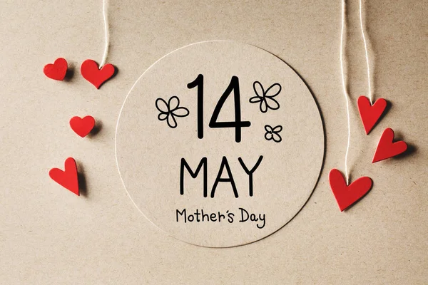 14 May Mothers Day message with small hearts — Stock Photo, Image