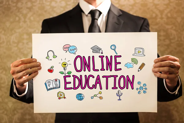 Online edukacji tekst z biznesmenem — Zdjęcie stockowe