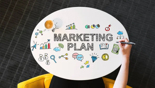 Texto del Plan de Marketing en una mesa blanca —  Fotos de Stock