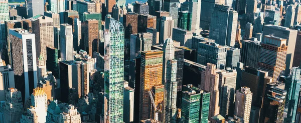 Letecký pohled na Manhattan mrakodrapů — Stock fotografie