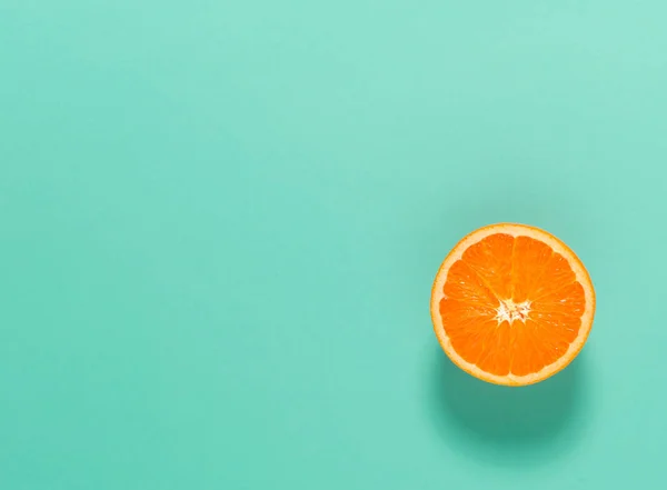 Половина свіжого помаранчевий — стокове фото