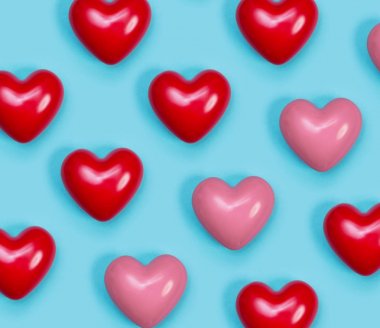 Kırmızı ve PIN parlak kupa desen