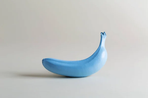 Painted banana on a white — Stock Photo, Image