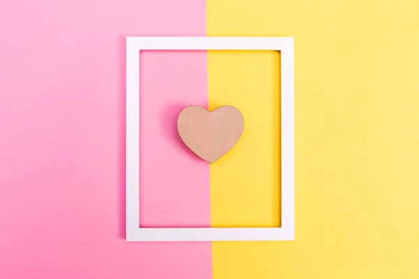 Simple heart in white frame — Stock Photo, Image