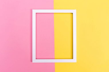 Boş beyaz bir çerçeve