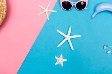 Canlı bir arka plan üzerine yaz ve plaj nesneleri Tema