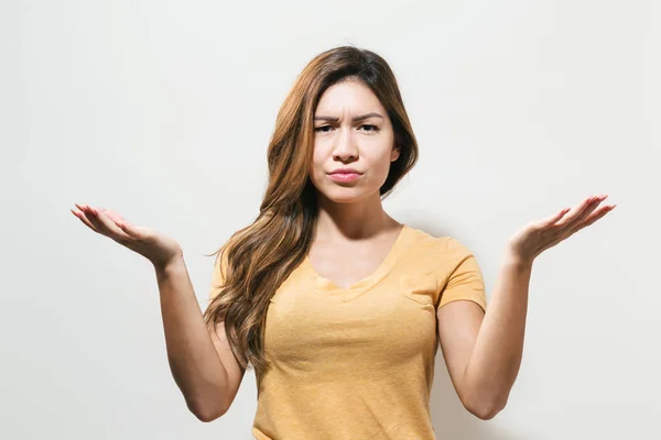 Mujer joven infeliz — Foto de Stock