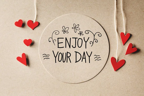 Njuta av din dag meddelande med små hjärtan — Stockfoto