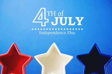 4 Temmuz süslemeleri mavi zemin üzerine