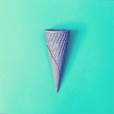 Boyalı dondurma koni