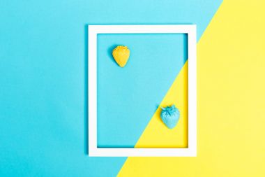 Çerçeve ile boyalı çilek