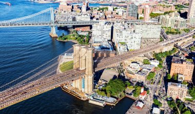 Brooklyn Köprüsü New York 'taki Doğu Nehri üzerinde