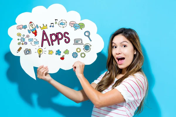 Apps-Text mit junger Frau mit Sprechblase — Stockfoto