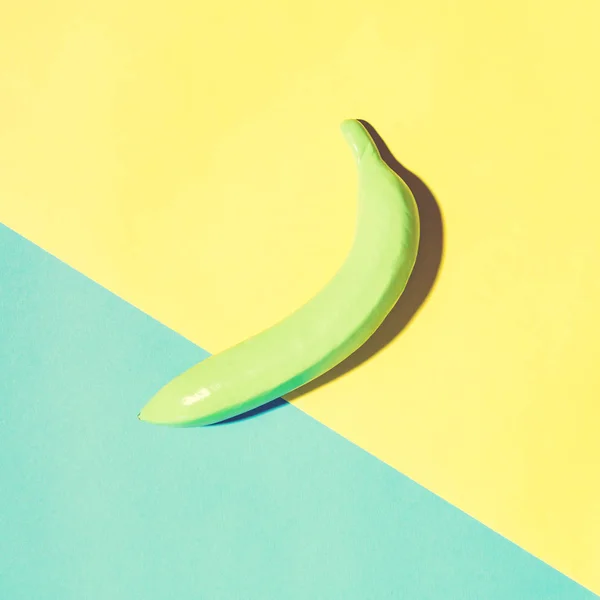 Plátano pintado sobre fondo vibrante —  Fotos de Stock