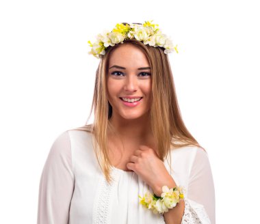 çiçek çelenk kadınla