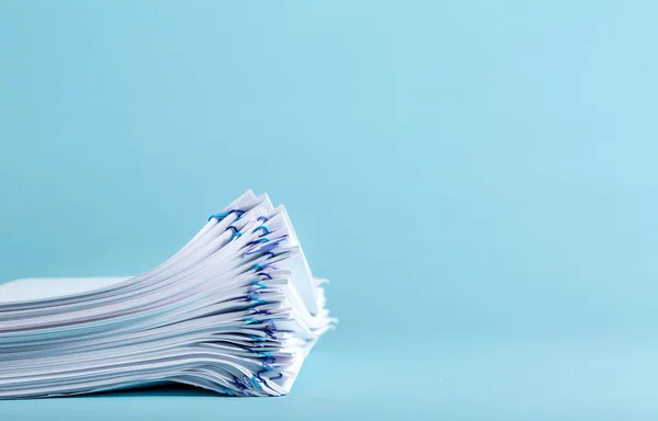 Pile of papers with paper clips — Stock Photo, Image