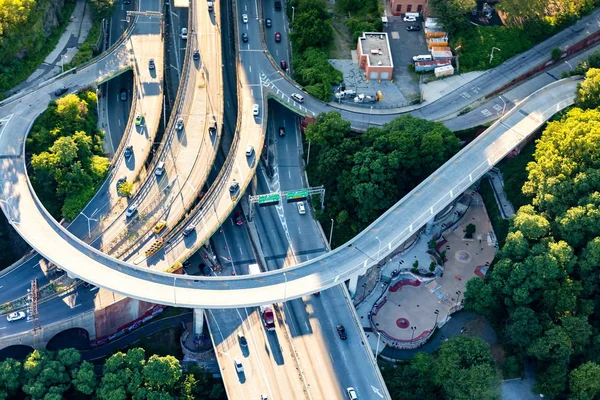 Vista aérea do grande cruzamento em NYC — Fotografia de Stock