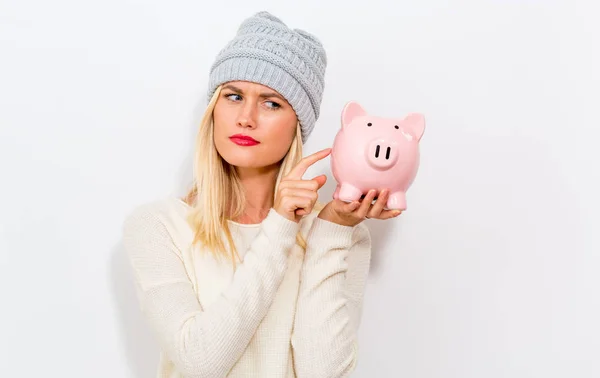 돼지 은행에 있는 여자 — 스톡 사진