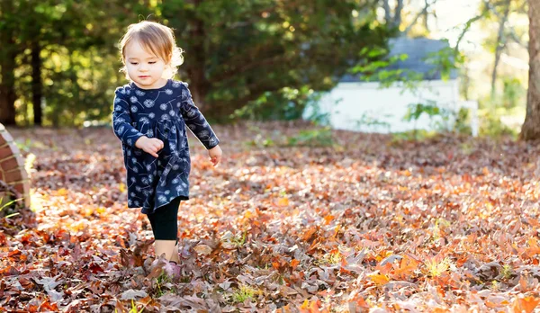 Niña feliz niño — Foto de Stock