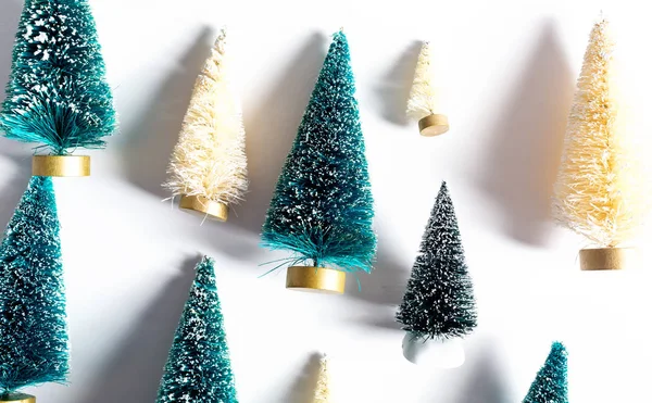 Yukarıdan küçük Noel ağaçları — Stok fotoğraf