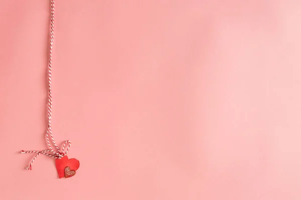 День святого Валентина тема с украшением сердца — стоковое фото