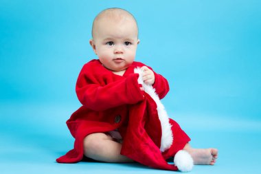 Noel Baba kostümlü bebek kız