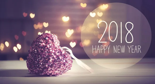 Mensaje de Año Nuevo 2018 con un corazón rosado —  Fotos de Stock