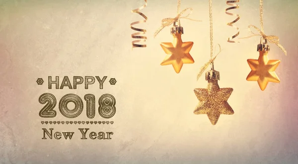 Bonne année 2018 message avec des étoiles suspendues — Photo