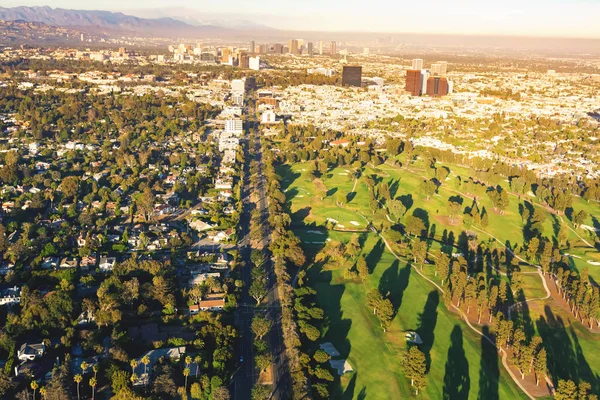 Luftaufnahme eines Golfplatzes Country Club in la — Stockfoto