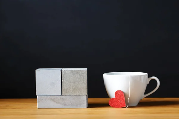 Tasse à café avec blocs en bois — Photo