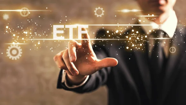 ETF tekst z biznesmenem — Zdjęcie stockowe