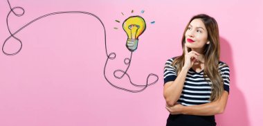 Ampul genç kadınla