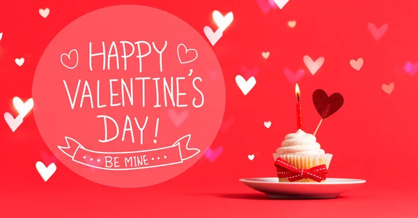 Valentines Day message with cupcake and heart — Stock Photo, Image