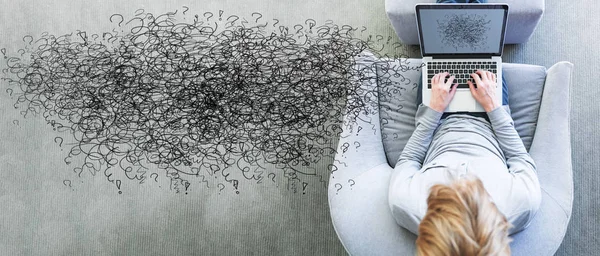 Doodle dengan pria menggunakan laptop — Stok Foto