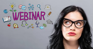 Genç iş kadını ile Webinar