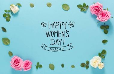 Gül ve yaprakları Womens günü mesajı